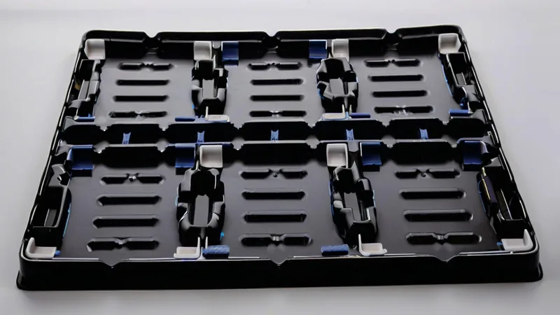 Black electronic thermoformed tray